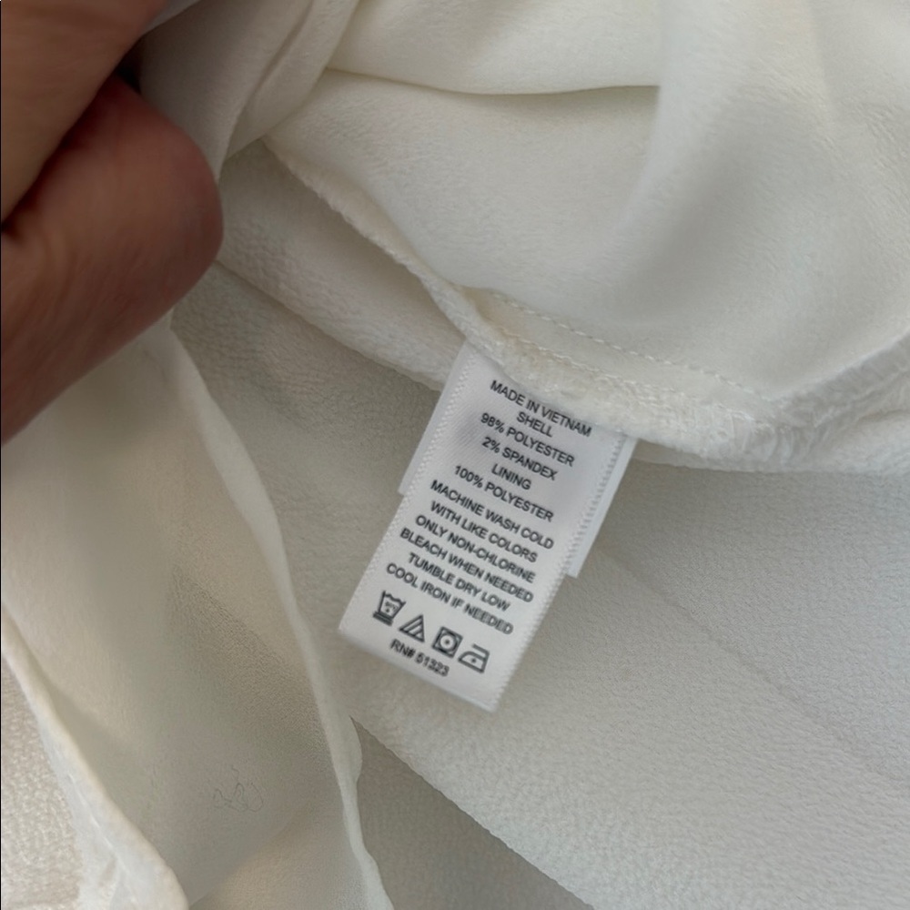 NEW CeCe Pin-Tuck Smocked Cuff Blouse Ruffle Neck Cream - Picture 7 of 7